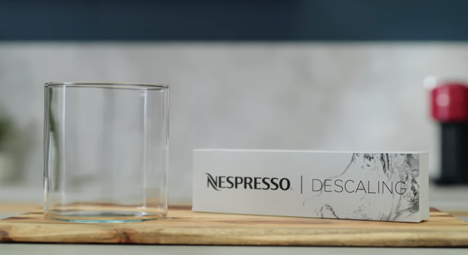 cleang and descaling Nespresso vertuo Next