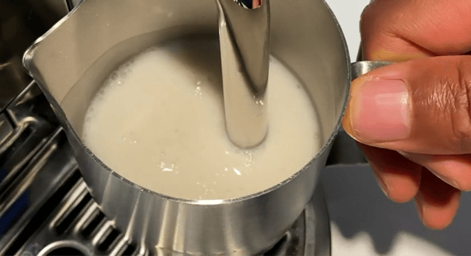 Buil-in Milk frother in Nespresso Creatista Plus