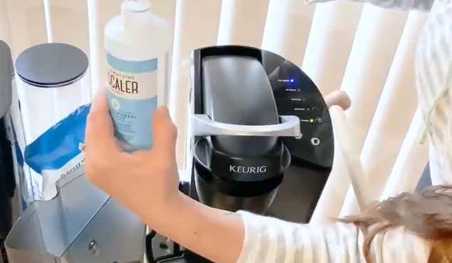 Cleaning and descaling keurig