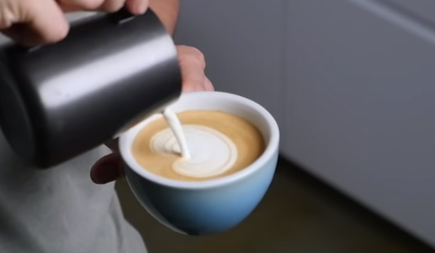 making latte art at home