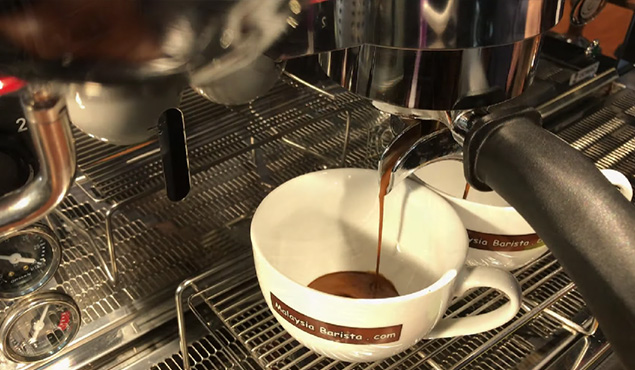 breve coffee making through machine